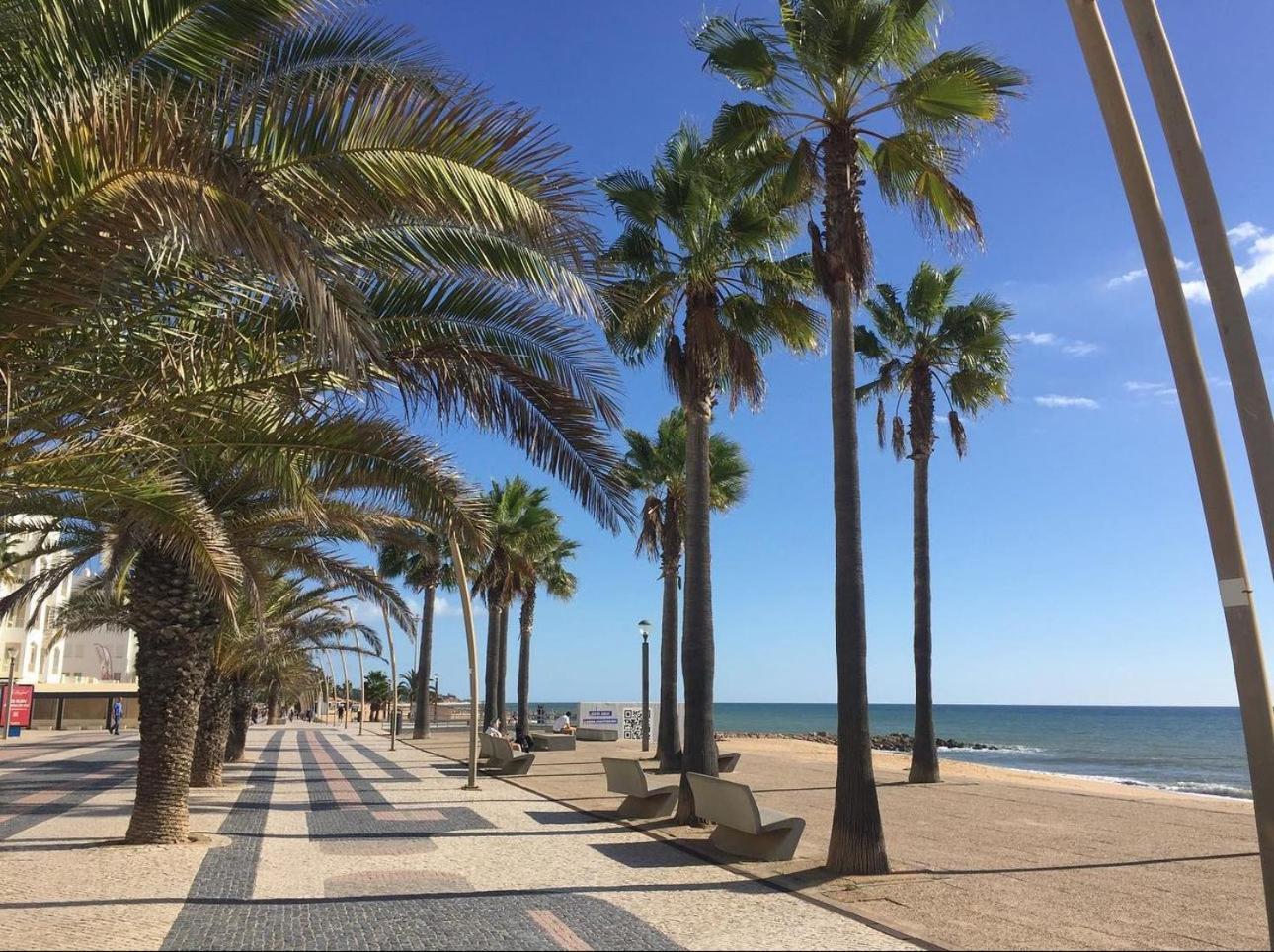 Princess Retreat Beautiful Modern Aprt 2 Min Walk From Quarteira Beach Buitenkant foto