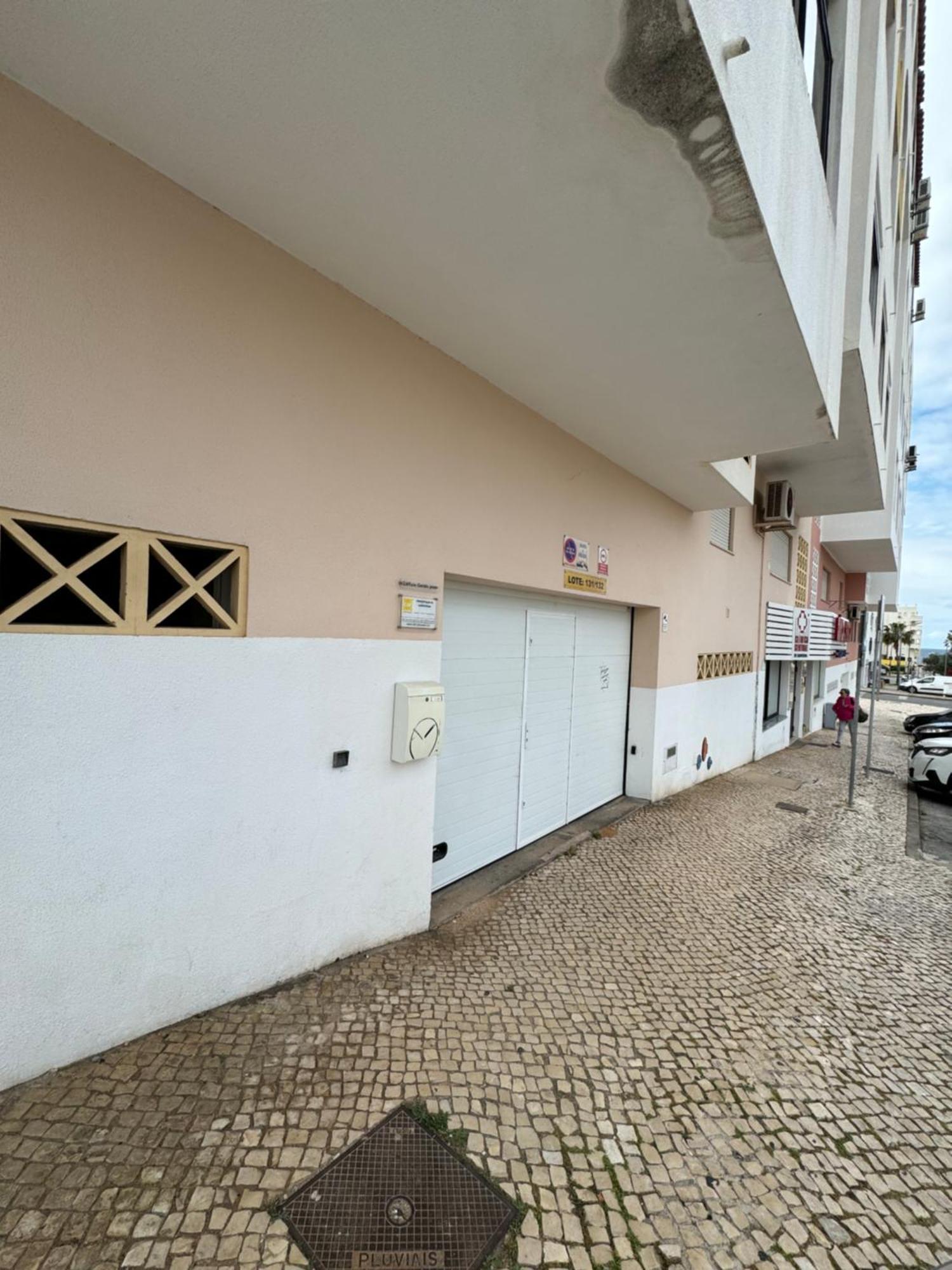 Princess Retreat Beautiful Modern Aprt 2 Min Walk From Quarteira Beach Buitenkant foto
